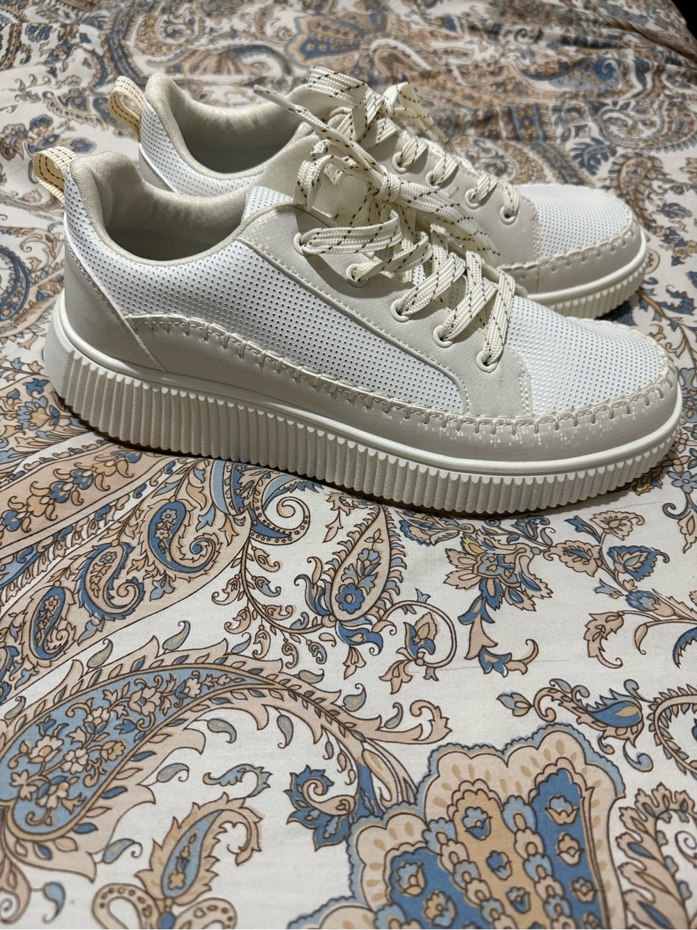Cream Platform Lace-Up Women's Sneakers